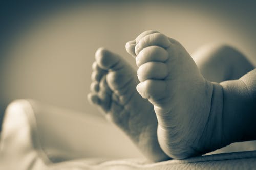 baby feet